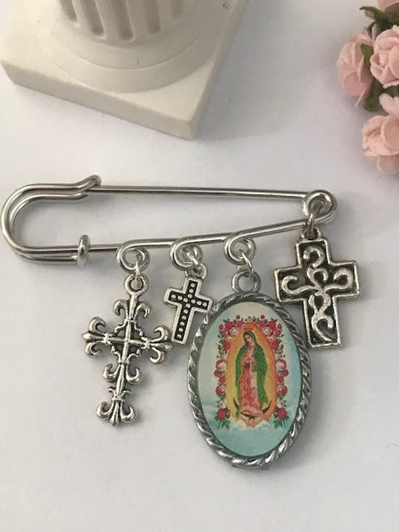 Broche ex voto croix, broche médaille religieuse, broche épingle vierge guadalupe, breloque croix, cadeau pour femme croix cérémonie.