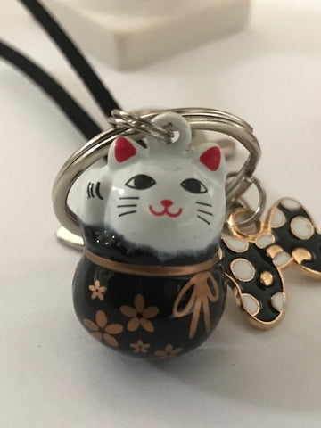 Porte-clés maneki neko, pendentif maneki neko, chat de la chance à grelot, chat japonais breloque, porte bonheur chat, cadeau chat.